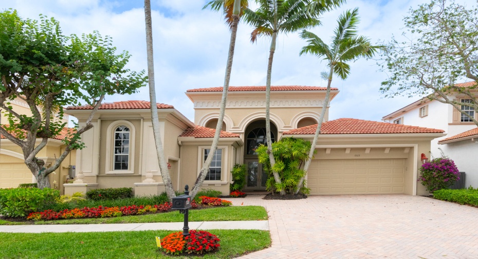 7223 W Tradition Cove Lane, West Palm Beach, Florida 33412, 3 Bedrooms Bedrooms, ,3 BathroomsBathrooms,Single Family,For Sale,Tradition Cove,RX-10974124