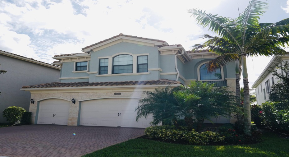 16215 Cabernet Drive, Delray Beach, Florida 33446, 5 Bedrooms Bedrooms, ,5 BathroomsBathrooms,Single Family,For Sale,Cabernet,RX-10947396