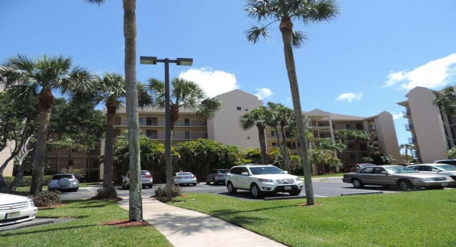 275 Palm Avenue Unit B403, Jupiter, Florida 33477, 2 Bedrooms Bedrooms, ,2 BathroomsBathrooms,Residential Lease,For Rent,Palm,4,RX-10905707