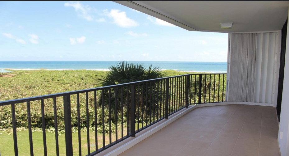 2800 N Highway A1a Unit 303, Hutchinson Island, Florida 34949, 2 Bedrooms Bedrooms, ,2 BathroomsBathrooms,Residential Lease,For Rent,Highway A1a,3,RX-10959010