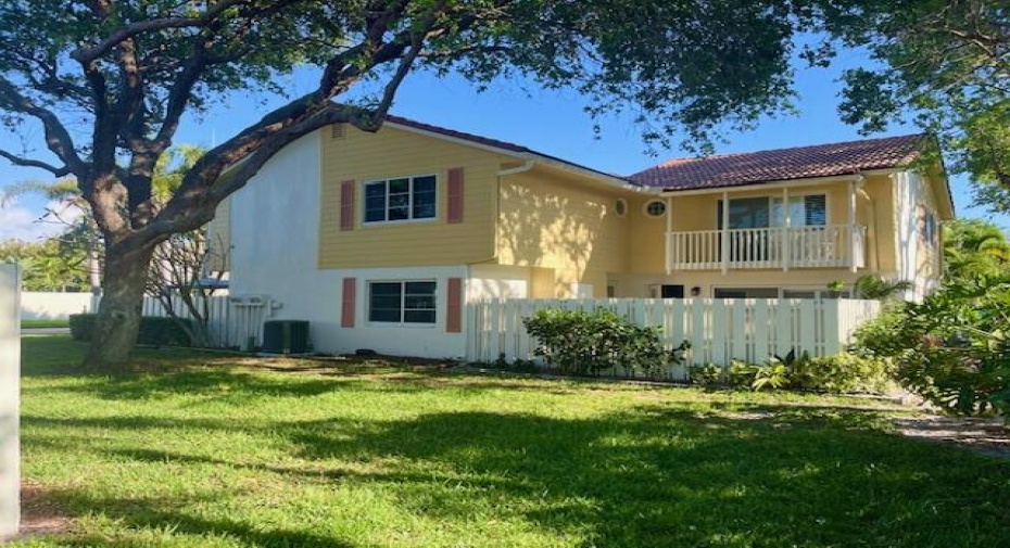 234 Seabreeze Circle, Jupiter, Florida 33477, 2 Bedrooms Bedrooms, ,2 BathroomsBathrooms,Residential Lease,For Rent,Seabreeze,1,RX-10963807