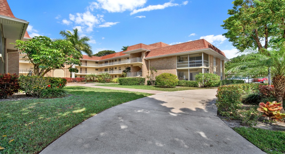 5580 Tamberlane Circle Unit 240, Palm Beach Gardens, Florida 33418, 1 Bedroom Bedrooms, ,1 BathroomBathrooms,Condominium,For Sale,Tamberlane,2,RX-10965256