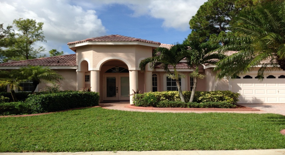 14044 Aster Avenue, Wellington, Florida 33414, 4 Bedrooms Bedrooms, ,3 BathroomsBathrooms,Residential Lease,For Rent,Aster,RX-10971502