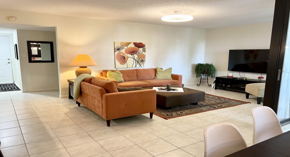 2025 Lavers Circle Unit D107, Delray Beach, Florida 33444, 2 Bedrooms Bedrooms, ,2 BathroomsBathrooms,Residential Lease,For Rent,Lavers,1,RX-10972138