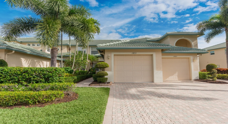 1583 SE Prestwick Lane Unit 2, Port Saint Lucie, Florida 34952, 2 Bedrooms Bedrooms, ,2 BathroomsBathrooms,Condominium,For Sale,Prestwick,1,RX-10973630