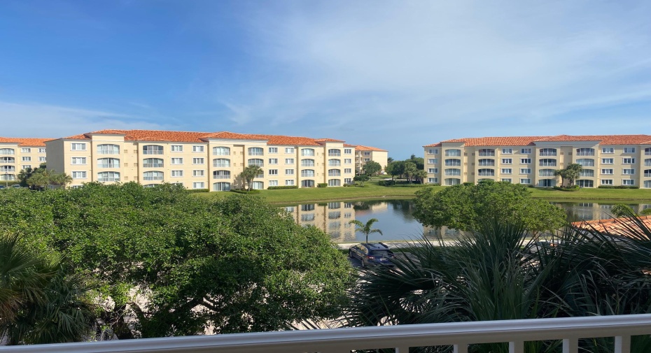 7 Harbour Isle Drive Unit 305, Fort Pierce, Florida 34949, 2 Bedrooms Bedrooms, ,2 BathroomsBathrooms,Residential Lease,For Rent,Harbour Isle,3,RX-10973679