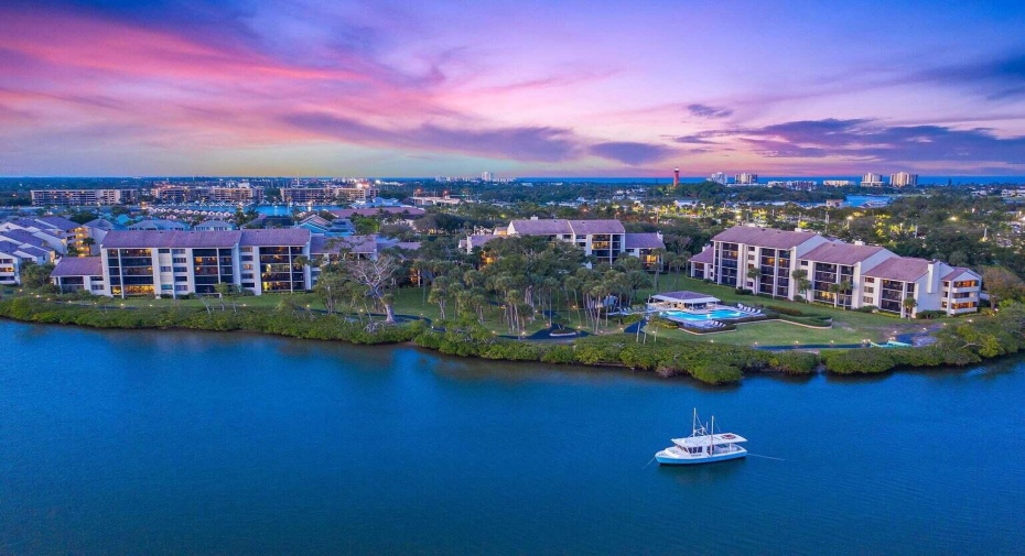 1000 N Us Highway 1 Unit Ja201, Jupiter, Florida 33477, 2 Bedrooms Bedrooms, ,2 BathroomsBathrooms,Condominium,For Sale,Us Highway 1,2,RX-10946791