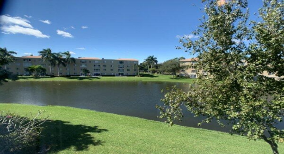 12511 Imperial Isle Drive Unit 302, Boynton Beach, Florida 33437, 3 Bedrooms Bedrooms, ,2 BathroomsBathrooms,Residential Lease,For Rent,Imperial Isle,3,RX-10947478