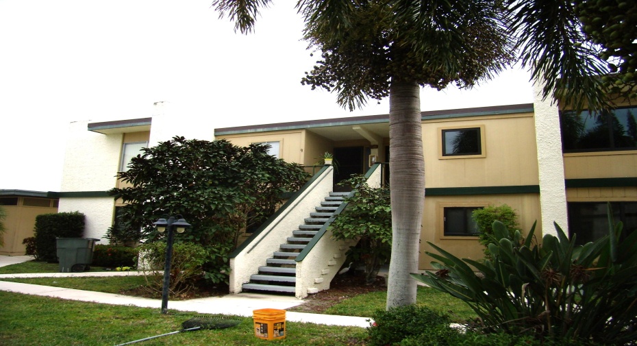 1550 NE 13th Terrace Unit #B-9, Jensen Beach, Florida 34957, 2 Bedrooms Bedrooms, ,2 BathroomsBathrooms,Residential Lease,For Rent,13th,9,RX-10949489