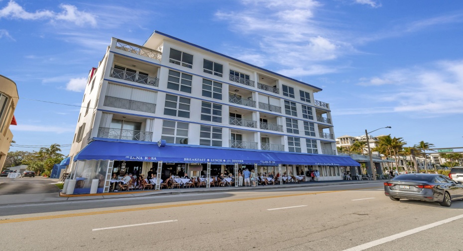 36 S Ocean Boulevard Unit A3, Delray Beach, Florida 33483, 3 Bedrooms Bedrooms, ,2 BathroomsBathrooms,Residential Lease,For Rent,Ocean,3,RX-10950524