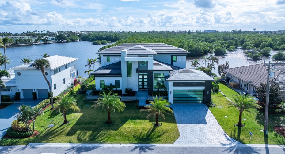 3 Inlet Cay Drive, Ocean Ridge, Florida 33435, 4 Bedrooms Bedrooms, ,4 BathroomsBathrooms,Single Family,For Sale,Inlet Cay,RX-10952813