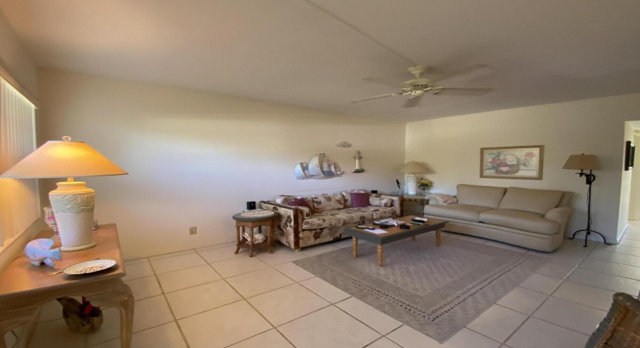130 Norwich F, West Palm Beach, Florida 33417, 2 Bedrooms Bedrooms, ,1 BathroomBathrooms,Residential Lease,For Rent,Norwich F,1,RX-10955416
