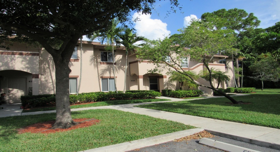 4525 Oak Terrace Drive, Greenacres, Florida 33463, 3 Bedrooms Bedrooms, ,2 BathroomsBathrooms,Residential Lease,For Rent,Oak Terrace,1,RX-10936904