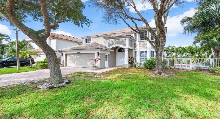 1231 Avondale Lane, West Palm Beach, Florida 33409, 5 Bedrooms Bedrooms, ,3 BathroomsBathrooms,Single Family,For Sale,Avondale,RX-10959703