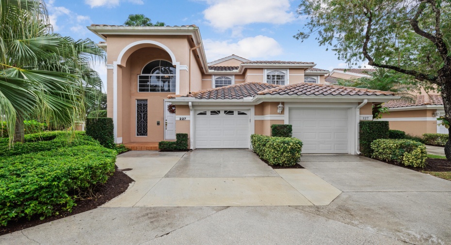 227 Legendary Circle, Palm Beach Gardens, Florida 33418, 3 Bedrooms Bedrooms, ,2 BathroomsBathrooms,Residential Lease,For Rent,Legendary,2,RX-10917519