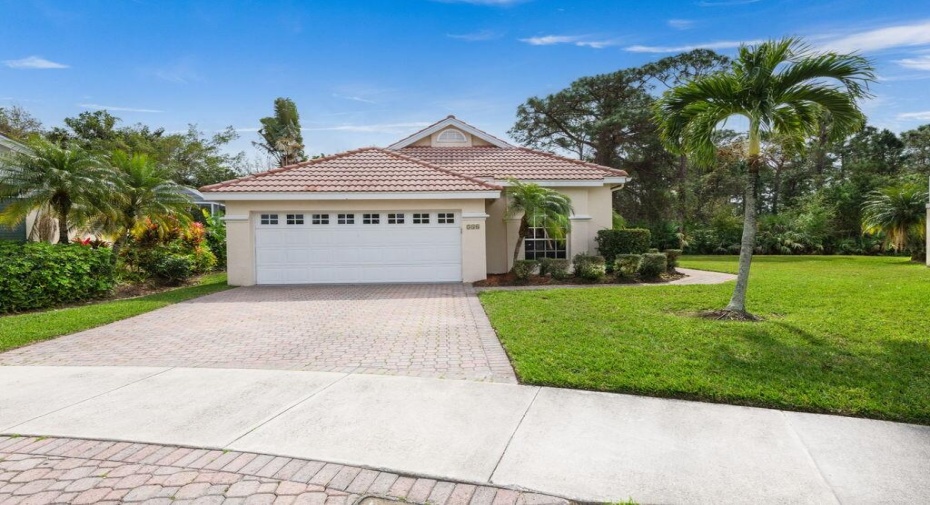546 SW New Castle Cove, Port Saint Lucie, Florida 34986, 3 Bedrooms Bedrooms, ,2 BathroomsBathrooms,Residential Lease,For Rent,New Castle,RX-10964922
