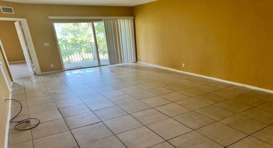 1169 Golden Lakes Boulevard Unit 1126, West Palm Beach, Florida 33411, 3 Bedrooms Bedrooms, ,2 BathroomsBathrooms,Residential Lease,For Rent,Golden Lakes,2,RX-10966487