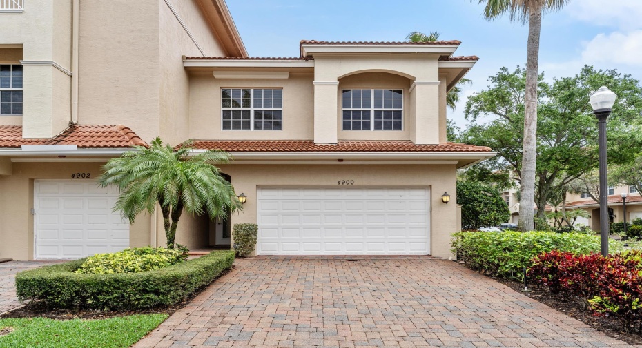 4900 Vine Cliff Way, Palm Beach Gardens, Florida 33418, 3 Bedrooms Bedrooms, ,2 BathroomsBathrooms,Residential Lease,For Rent,Vine Cliff,RX-10967719