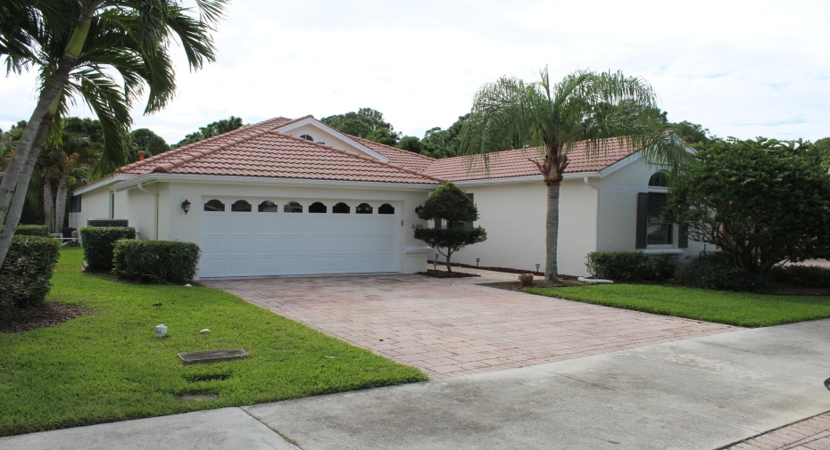 639 SW Lake Charles Circle, Port Saint Lucie, Florida 34986, 4 Bedrooms Bedrooms, ,2 BathroomsBathrooms,Residential Lease,For Rent,Lake Charles,639,RX-10968043