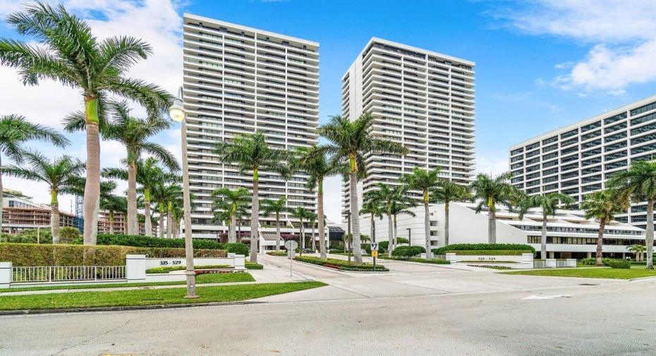 529 S Flagler Drive Unit 14g, West Palm Beach, Florida 33401, 2 Bedrooms Bedrooms, ,2 BathroomsBathrooms,Residential Lease,For Rent,Flagler,14,RX-10971248