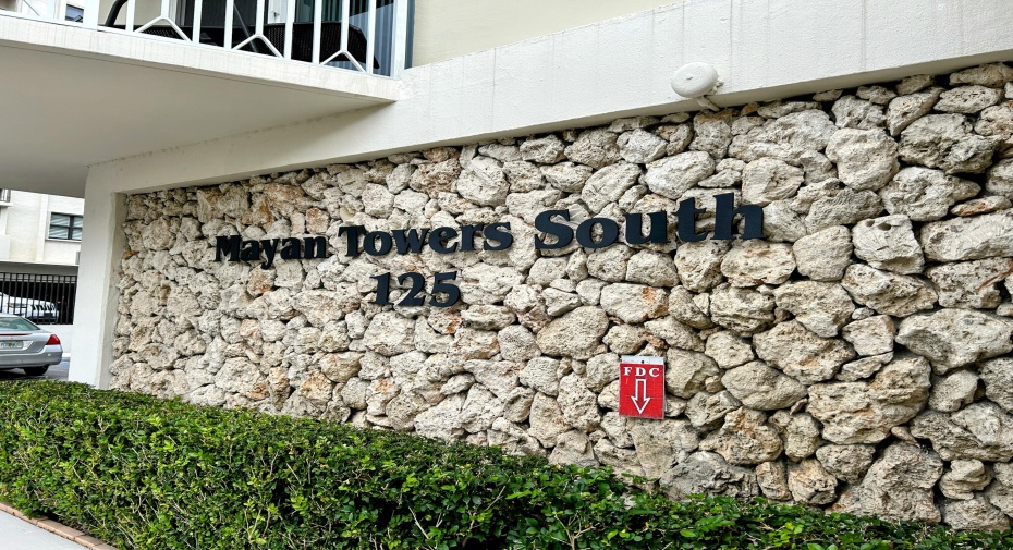 125 S Ocean Avenue Unit 207, Palm Beach Shores, Florida 33404, 2 Bedrooms Bedrooms, ,2 BathroomsBathrooms,Residential Lease,For Rent,Ocean,2,RX-10971774