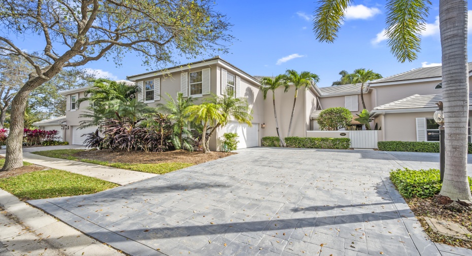 14394 Cypress Island Court, Palm Beach Gardens, Florida 33410, 3 Bedrooms Bedrooms, ,3 BathroomsBathrooms,Townhouse,For Sale,Cypress Island,RX-10957462