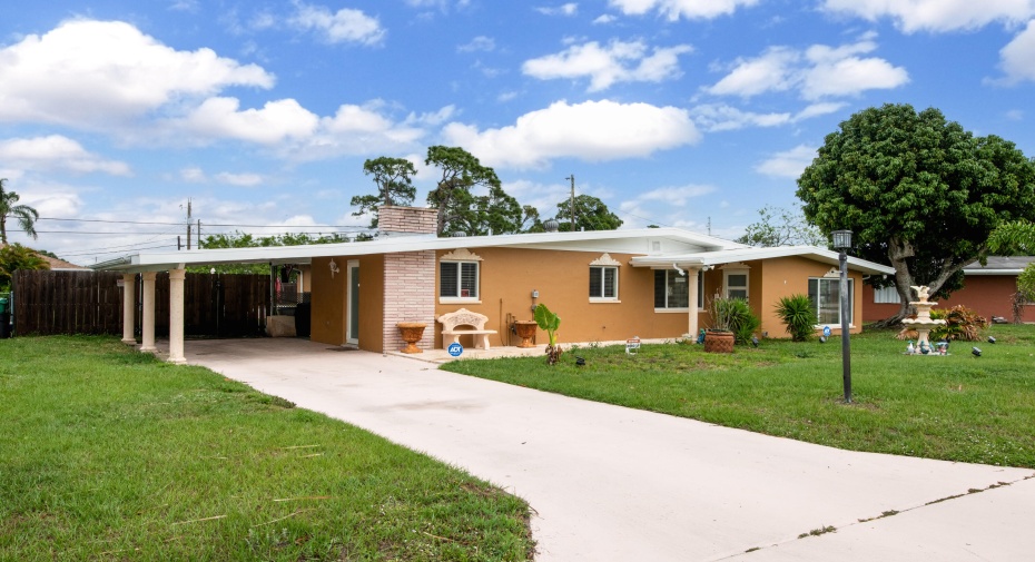 330 Shady Lane, Port Saint Lucie, Florida 34952, 3 Bedrooms Bedrooms, ,2 BathroomsBathrooms,Single Family,For Sale,Shady,RX-10873379