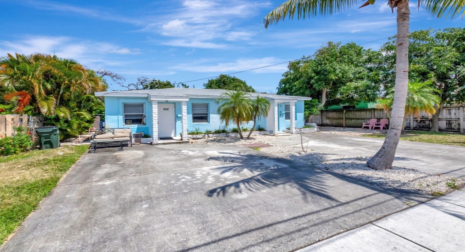 327 SE 3rd Avenue, Delray Beach, Florida 33483, ,Residential Income,For Sale,3rd,RX-10982557