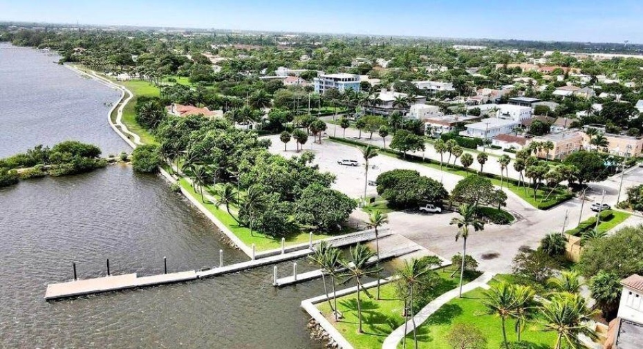 825 Truman Avenue, Lake Worth Beach, Florida 33460, ,Residential Income,For Sale,Truman,RX-10984901