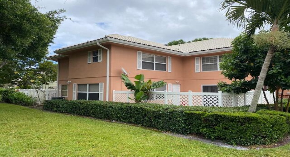 1933 Stratford Way Unit 36a, West Palm Beach, Florida 33409, 2 Bedrooms Bedrooms, ,2 BathroomsBathrooms,Townhouse,For Sale,Stratford,RX-10983339