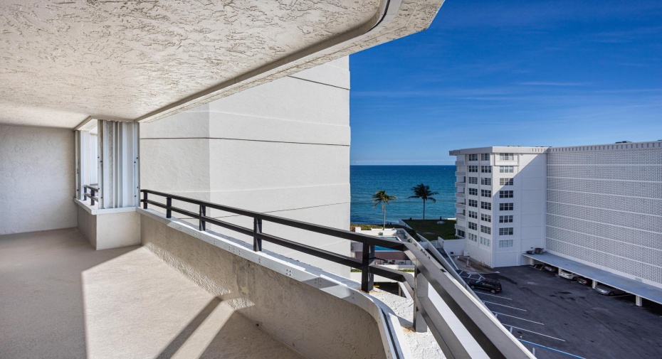 3560 S Ocean Boulevard Unit 809, South Palm Beach, Florida 33480, 2 Bedrooms Bedrooms, ,2 BathroomsBathrooms,Condominium,For Sale,Ocean,8,RX-10847283