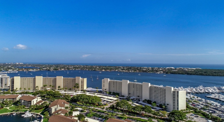 130 Lakeshore Drive Unit 322, North Palm Beach, Florida 33408, 2 Bedrooms Bedrooms, ,2 BathroomsBathrooms,Residential Lease,For Rent,Lakeshore,3,RX-10983123
