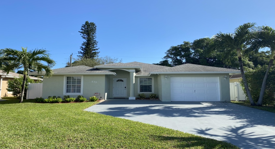 233 NW 5th Avenue, Delray Beach, Florida 33444, 3 Bedrooms Bedrooms, ,2 BathroomsBathrooms,Residential Lease,For Rent,5th,RX-10980038