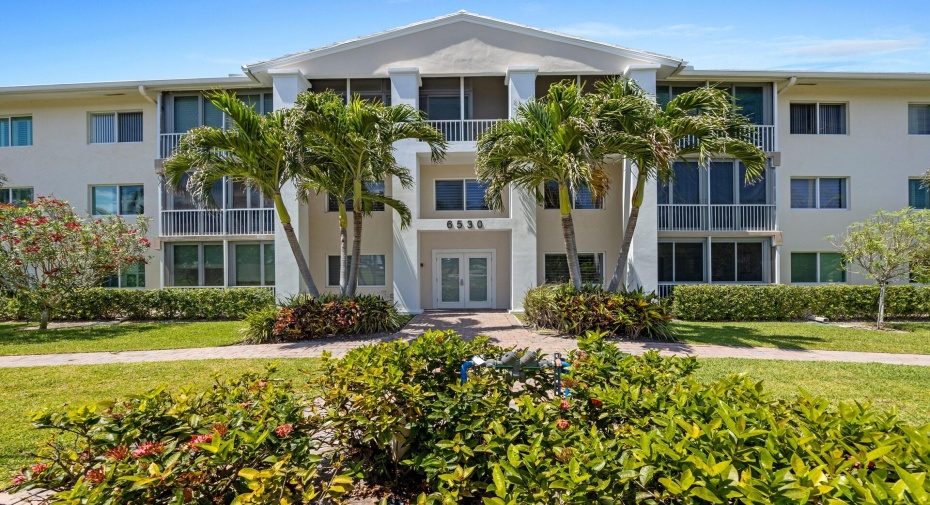 6530 N Ocean Boulevard Unit 1060, Ocean Ridge, Florida 33435, 2 Bedrooms Bedrooms, ,2 BathroomsBathrooms,Residential Lease,For Rent,Ocean,1,RX-10975514