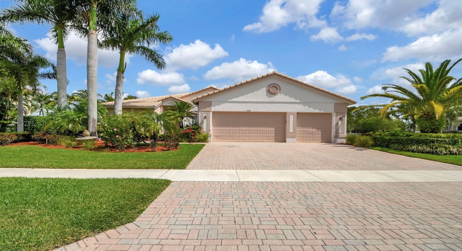 4688 Manderly Drive, Wellington, Florida 33449, 5 Bedrooms Bedrooms, ,3 BathroomsBathrooms,Residential Lease,For Rent,Manderly,RX-10980391