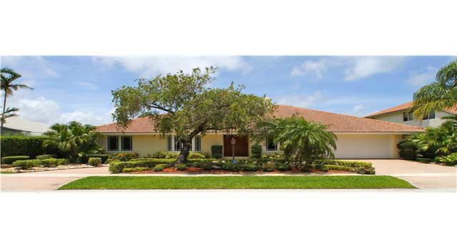 885 NE Mulberry Drive, Boca Raton, Florida 33487, 3 Bedrooms Bedrooms, ,3 BathroomsBathrooms,Residential Lease,For Rent,Mulberry,1,RX-10976212
