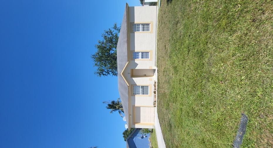 1167 SW Curtis Street, Port Saint Lucie, Florida 34983, 3 Bedrooms Bedrooms, ,2 BathroomsBathrooms,Residential Lease,For Rent,Curtis,1,RX-10976493