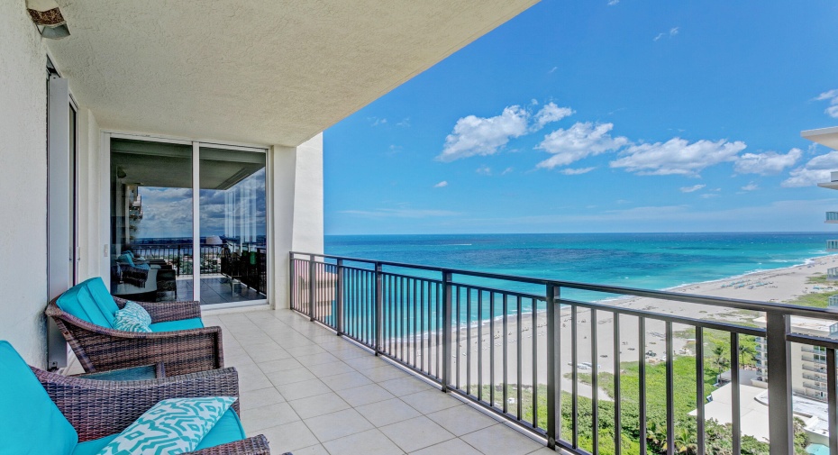 3800 N Ocean Drive Unit 2050, Riviera Beach, Florida 33404, 3 Bedrooms Bedrooms, ,3 BathroomsBathrooms,Residential Lease,For Rent,Ocean,2050,RX-10976854