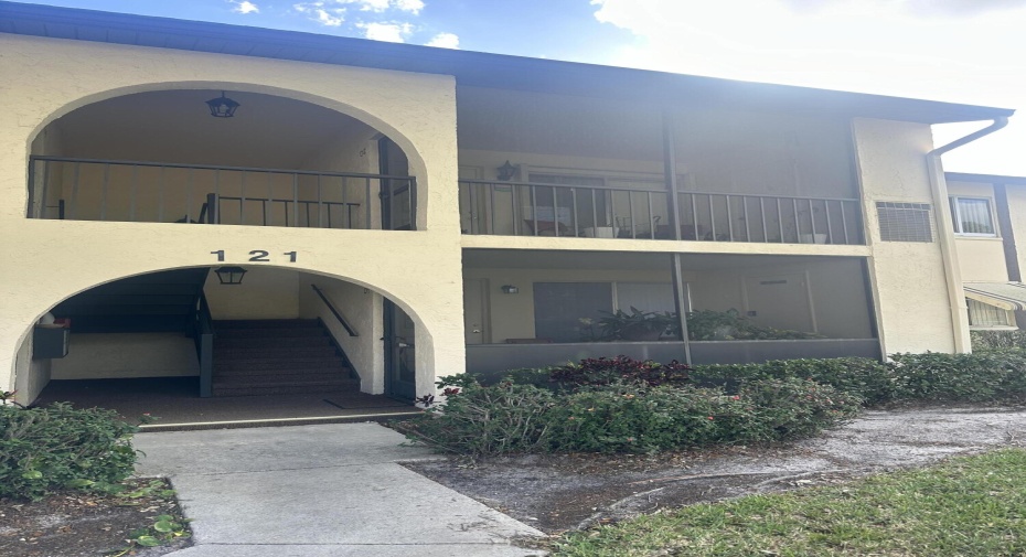 121 Lake Pine Circle Unit D2, Greenacres, Florida 33463, 2 Bedrooms Bedrooms, ,1 BathroomBathrooms,Residential Lease,For Rent,Lake Pine,2,RX-10978432