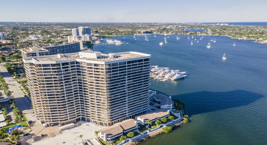100 Lakeshore Drive Unit 456, North Palm Beach, Florida 33408, 2 Bedrooms Bedrooms, ,2 BathroomsBathrooms,Residential Lease,For Rent,Lakeshore,4,RX-10978331