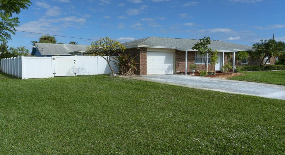 3119 Caribb Way, Lake Worth, Florida 33462, 3 Bedrooms Bedrooms, ,2 BathroomsBathrooms,Residential Lease,For Rent,Caribb,RX-10978705