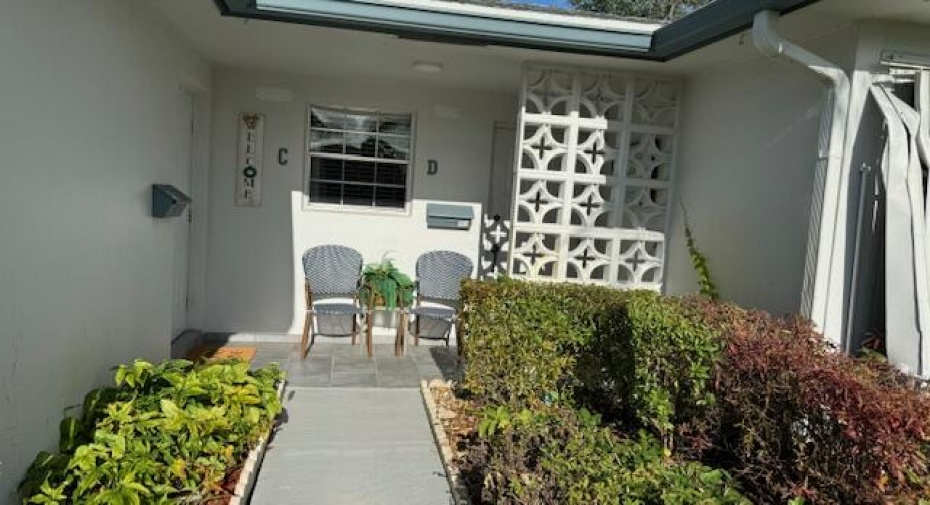 1090 North Drive Unit Apt D, Delray Beach, Florida 33445, 2 Bedrooms Bedrooms, ,2 BathroomsBathrooms,Residential Lease,For Rent,North,1,RX-10979866