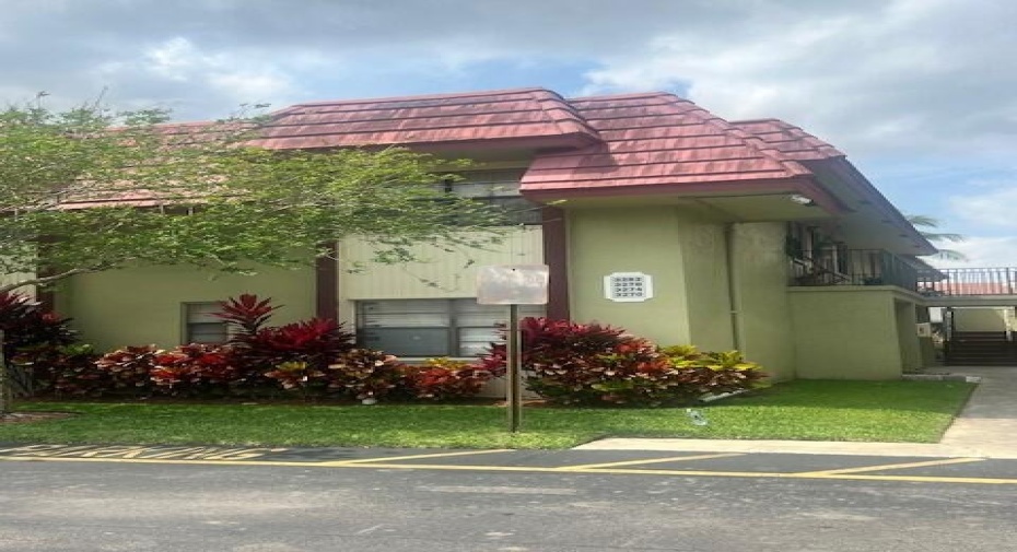 3288 NW 104th Avenue Unit 3288, Coral Springs, Florida 33065, 2 Bedrooms Bedrooms, ,2 BathroomsBathrooms,Residential Lease,For Rent,104th,1,RX-10978927