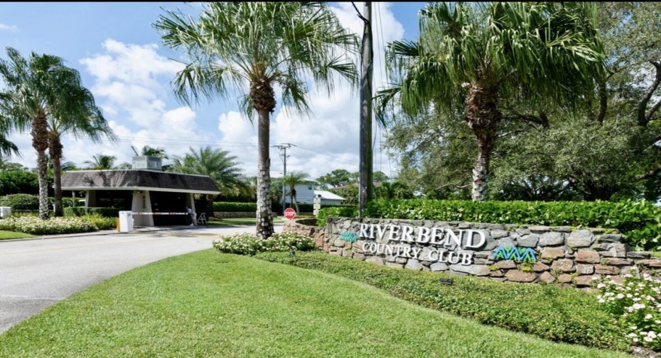 9110 SE Riverfront Terrace Unit E, Jupiter, Florida 33469, 2 Bedrooms Bedrooms, ,2 BathroomsBathrooms,Residential Lease,For Rent,Riverfront,1,RX-10980274