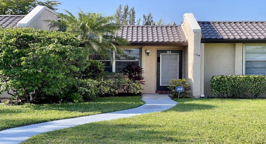 164 Lake Meryl Drive, West Palm Beach, Florida 33411, 2 Bedrooms Bedrooms, ,2 BathroomsBathrooms,Residential Lease,For Rent,Lake Meryl,RX-10979853