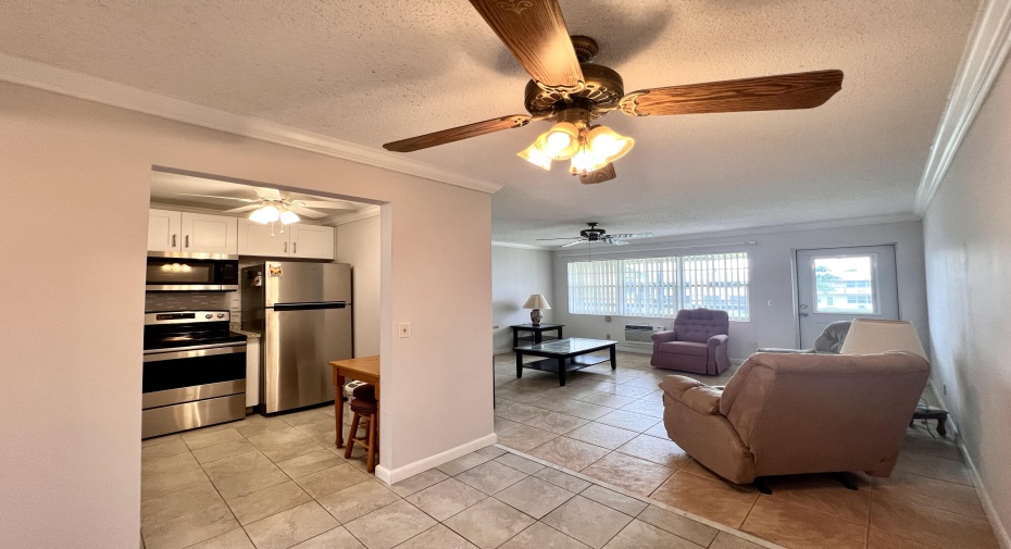282 Chatham, West Palm Beach, Florida 33417, 1 Bedroom Bedrooms, ,1 BathroomBathrooms,Condominium,For Sale,Chatham,2,RX-10946066