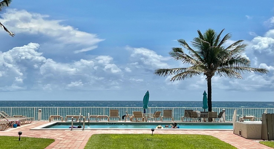 3520 S Ocean Boulevard Unit H404, South Palm Beach, Florida 33480, 2 Bedrooms Bedrooms, ,2 BathroomsBathrooms,Residential Lease,For Rent,Ocean,4,RX-10980773