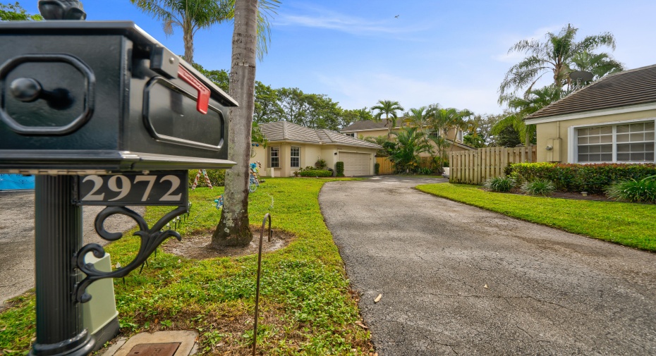 2972 Tall Oak Court, Davie, Florida 33328, 3 Bedrooms Bedrooms, ,2 BathroomsBathrooms,Single Family,For Sale,Tall Oak,RX-10945111
