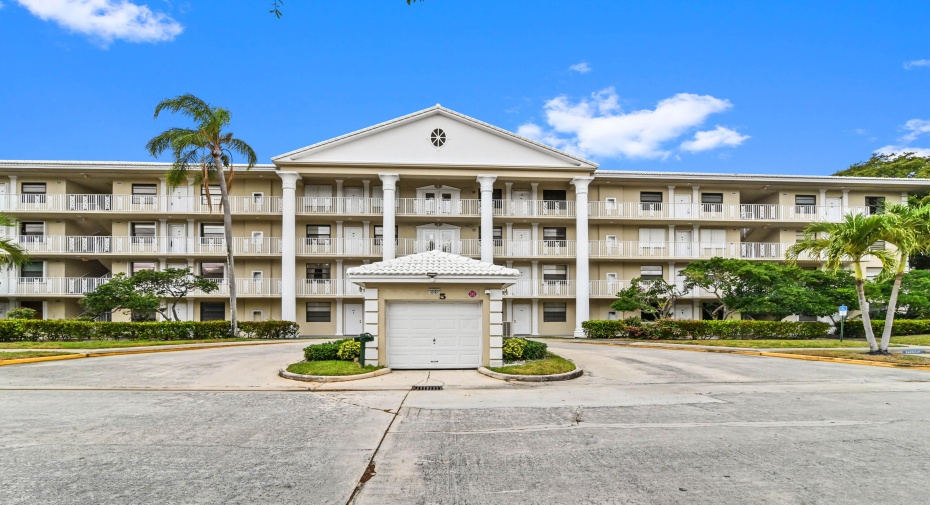 3507 Village Boulevard Unit 406, West Palm Beach, Florida 33409, 2 Bedrooms Bedrooms, ,2 BathroomsBathrooms,Residential Lease,For Rent,Village,406,RX-10981500
