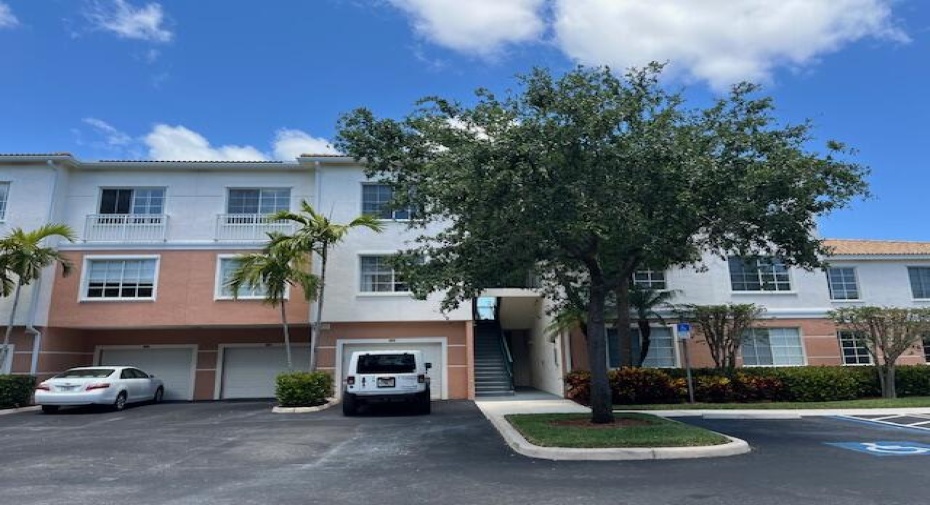 9106 Myrtlewood Circle, Palm Beach Gardens, Florida 33418, 1 Bedroom Bedrooms, ,1 BathroomBathrooms,Residential Lease,For Rent,Myrtlewood,1,RX-10982052